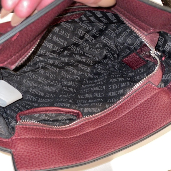 Steve Madden Burgundy Crossbody Bag - Picture 3 of 4